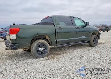 2011 Toyota Tundra Crewmax Sr5 z USA, uszkodzony, nr VIN 5TFDY5F13BX184139